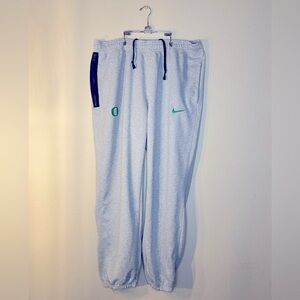 Men’s Nike XXL Grey Oregon Ducks College Basketball Jogger Sweat Pants NEW